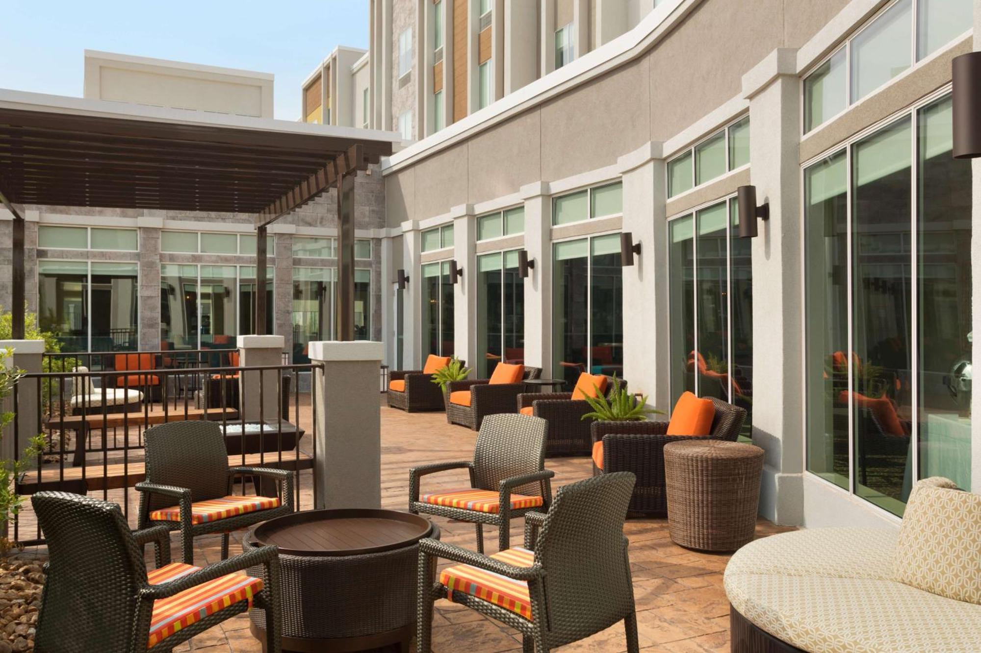 Hilton Garden Inn Houston-Baytown Exterior foto