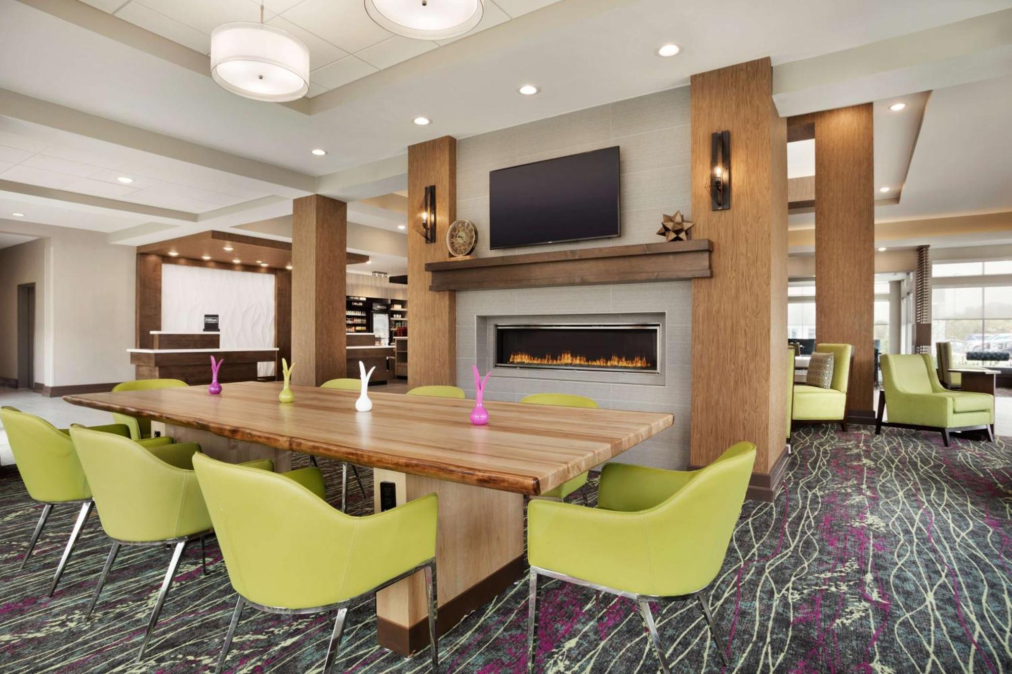 Hilton Garden Inn Houston-Baytown Exterior foto