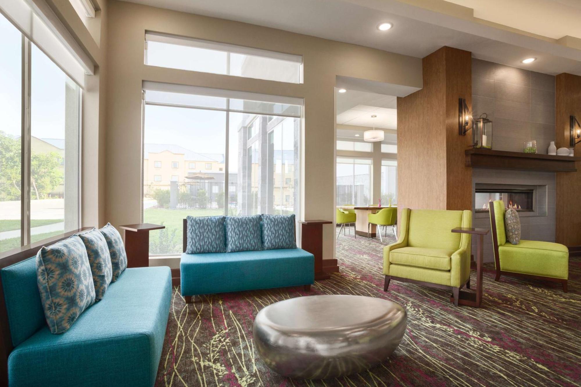 Hilton Garden Inn Houston-Baytown Exterior foto