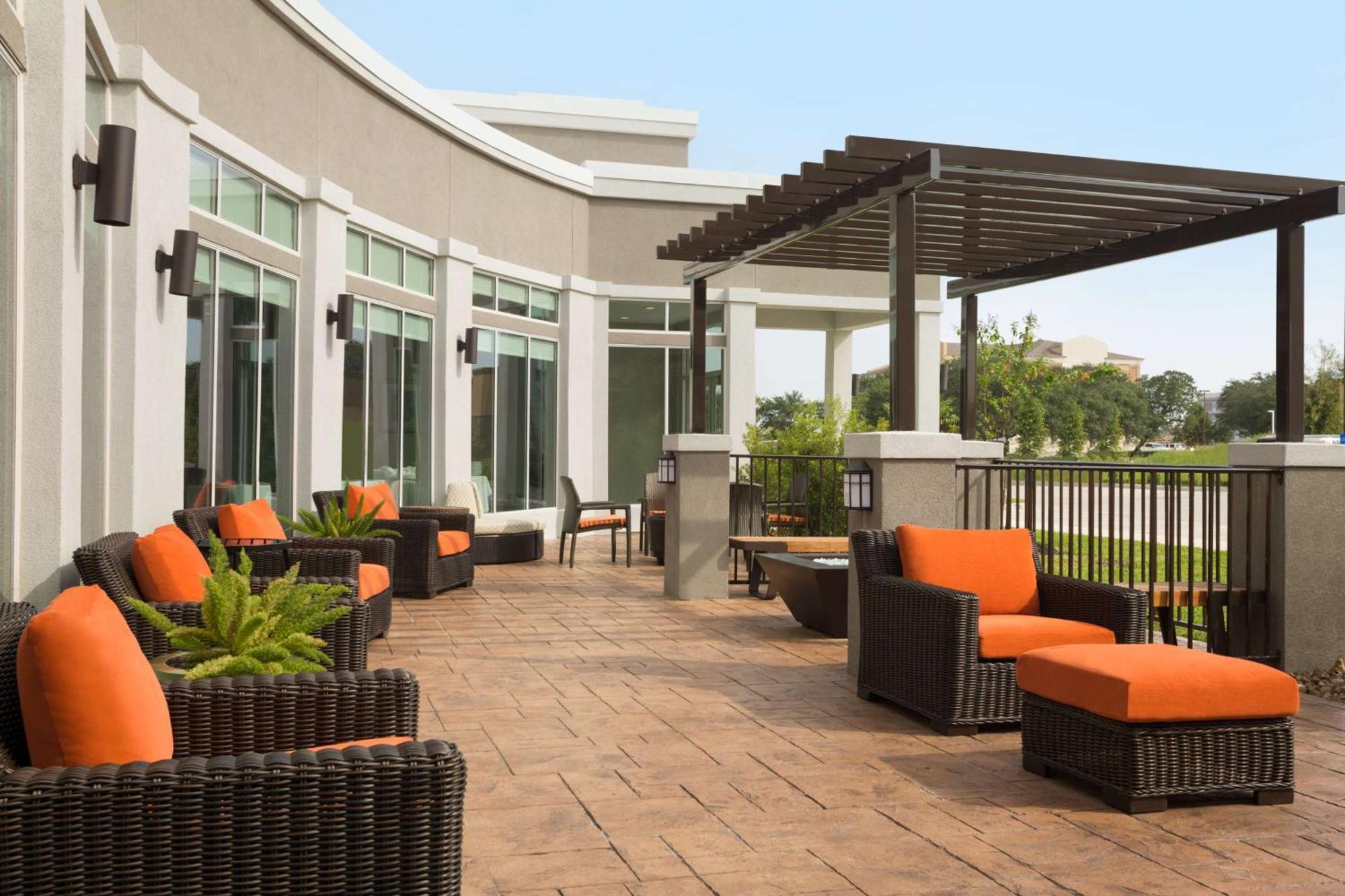Hilton Garden Inn Houston-Baytown Exterior foto